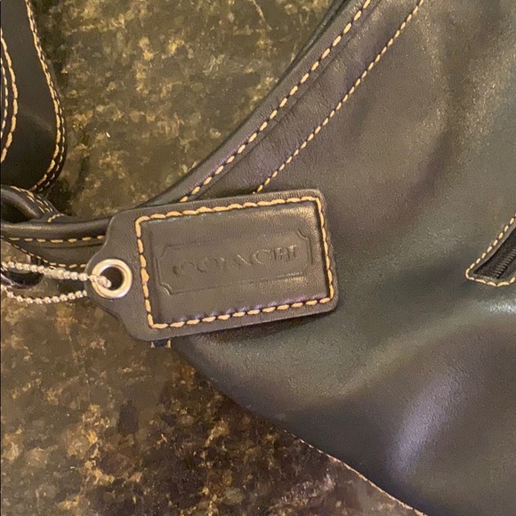 Coach | Black Leather Bucket Bag - Picture 4 of 6